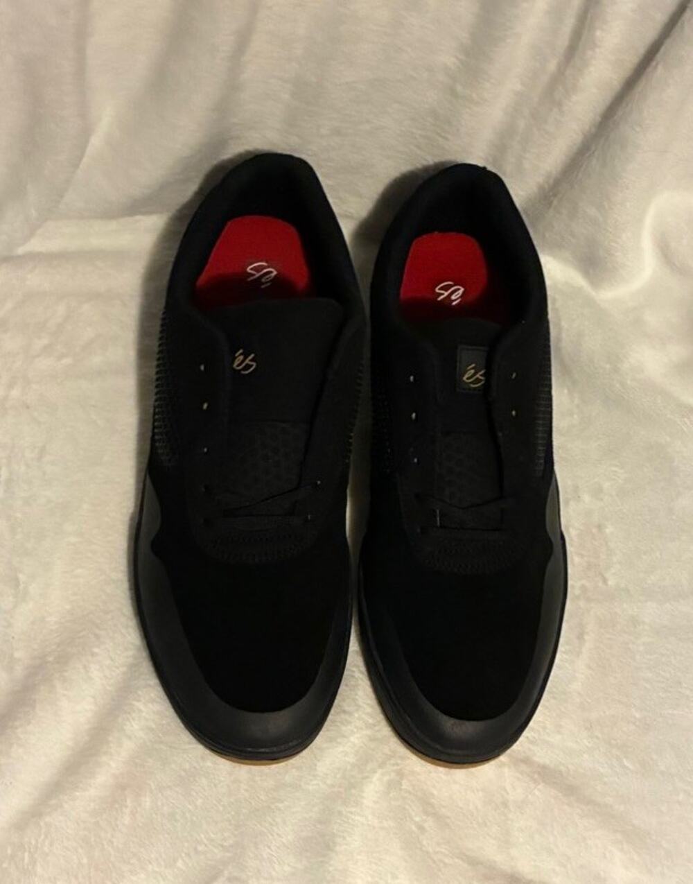 éS Men's Skateboarding Shoes Black Red Insole Gum Sole Medium US Size 9.5